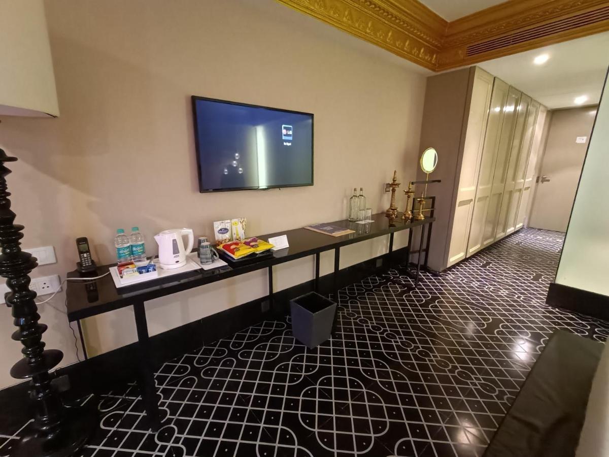 Boulevard By Design Hotel チェンナイ エクステリア 写真